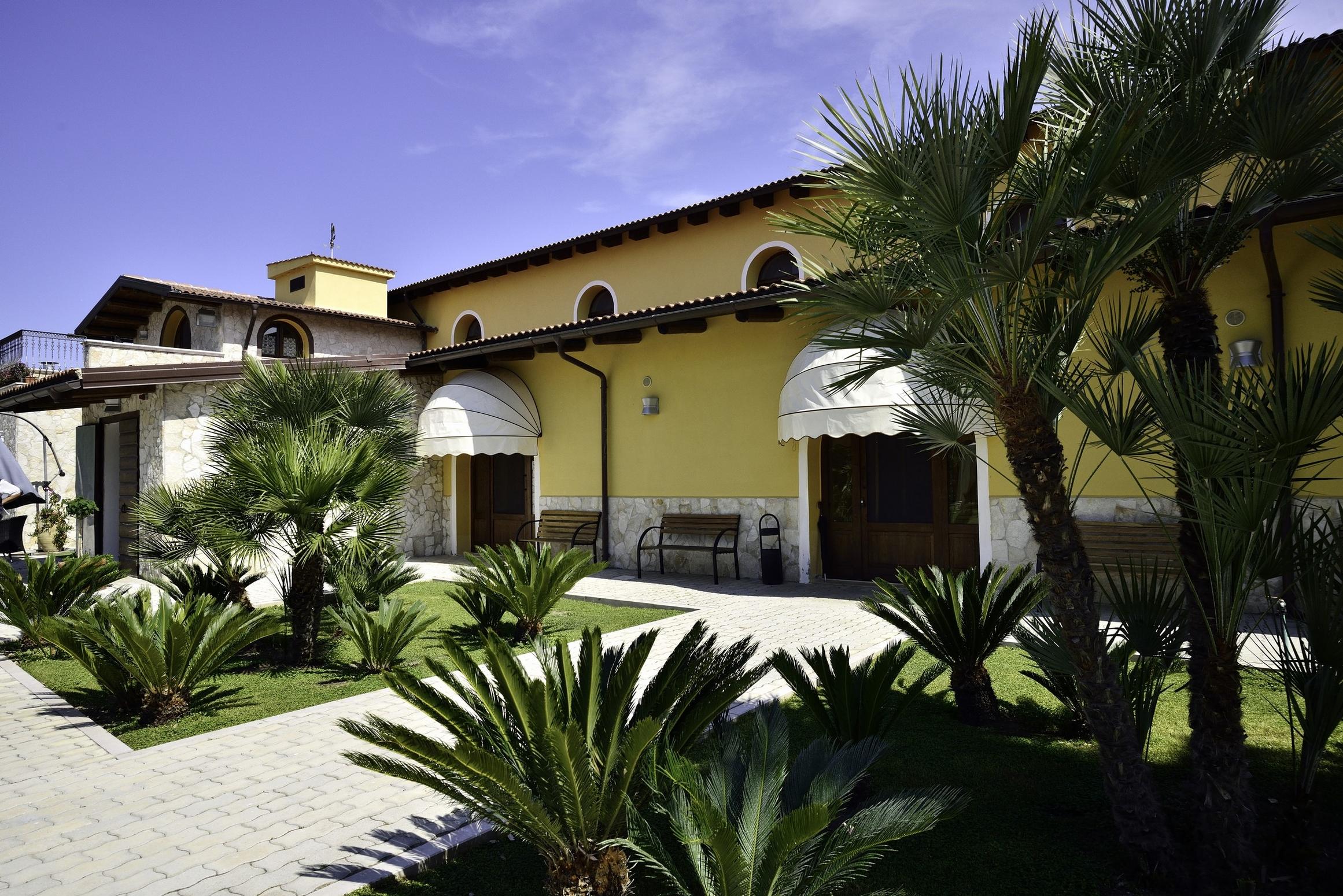 Hotel Tenuta San Francesco Barletta Exterior photo