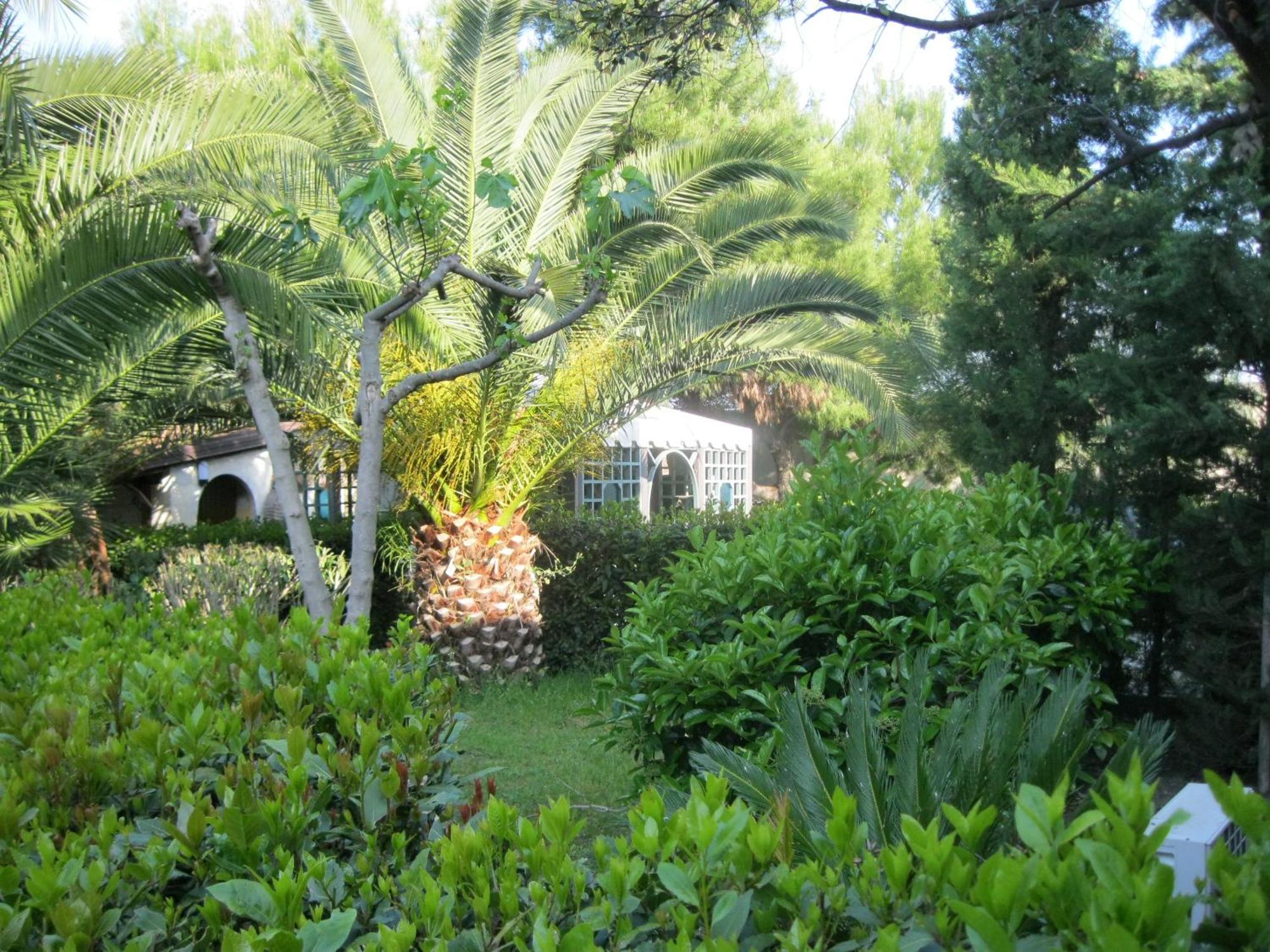 Hotel Tenuta San Francesco Barletta Exterior photo