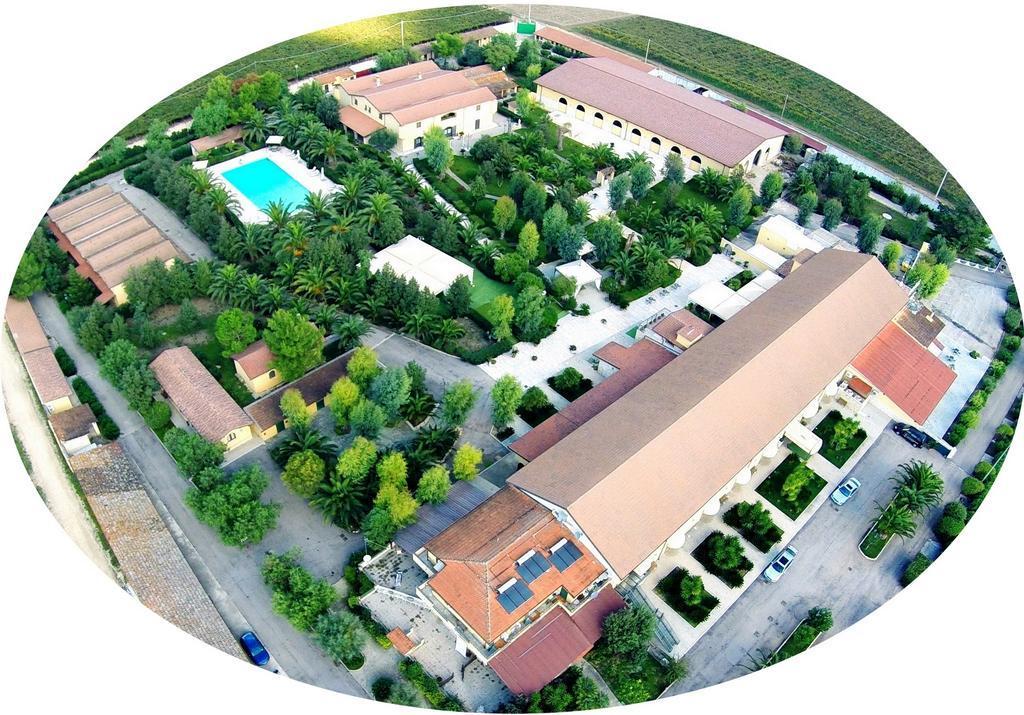 Hotel Tenuta San Francesco Barletta Exterior photo